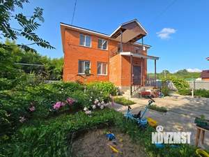 Дом 207м², 2-этажный, участок 7 сот.  