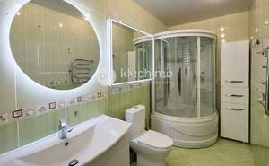 Дом 250м&sup2;, 2-этажный, участок 10 сот.  