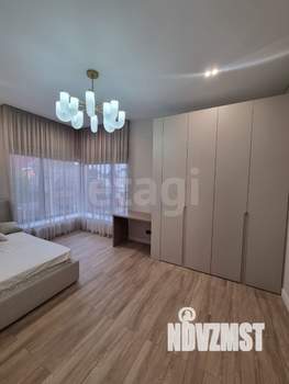 Дом 141м&sup2;, 2-этажный, участок 4 сот.  