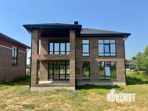 Дом 200м&sup2;, 2-этажный, участок 6 сот.  