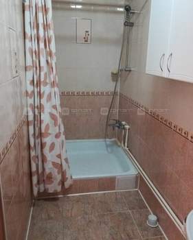 Дом 427м&sup2;, 2-этажный, участок 0 сот.  