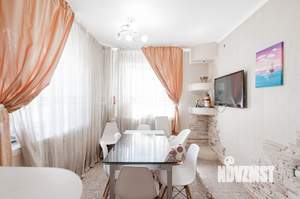 Дом 180м², 2-этажный, участок 6 сот.  
