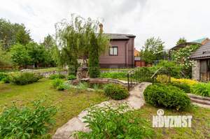 Дом 253м², 2-этажный, участок 11 сот.  