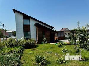 Дом 110м², 2-этажный, участок 8 сот.  