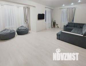 Дом 140м&sup2;, 2-этажный, участок 8 сот.  