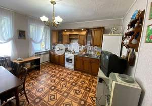 Дом 135м&sup2;, 2-этажный, участок 6 сот.  