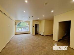 Таунхаус 198м², 3-этажный, участок 3 сот.  