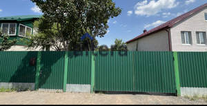 Дом 232м&sup2;, 3-этажный, участок 7 сот.  