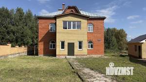 Дом 295м², 2-этажный, участок 15 сот.  