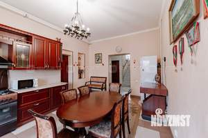 Дом 385м², 2-этажный, участок 7 сот.  