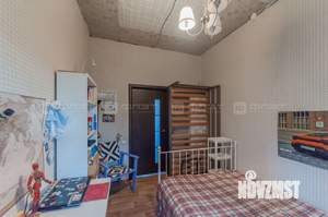 Дом 140м², 2-этажный, участок 10 сот.  