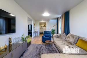 Дом 130м², 2-этажный, участок 6 сот.  