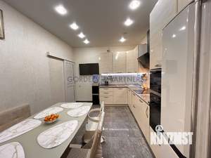 Дом 94м², 2-этажный, участок 4 сот.  