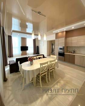 Дом 161м&sup2;, 2-этажный, участок 5 сот.  