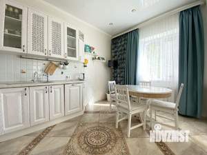 Коттедж 133м², 2-этажный, участок 6 сот.  