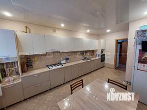 Дом 200м&sup2;, 1-этажный, участок 5 сот.  