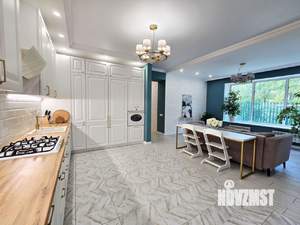 Дом 170м&sup2;, 2-этажный, участок 12 сот.  