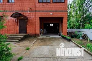 Коттедж 306м&sup2;, 2-этажный, участок 10 сот.  