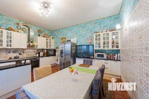 Дом 360м², 2-этажный, участок 33 сот.  
