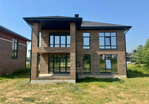 Дом 200м², 2-этажный, участок 6 сот.  