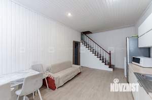 Дом 242м&sup2;, 2-этажный, участок 8 сот.  