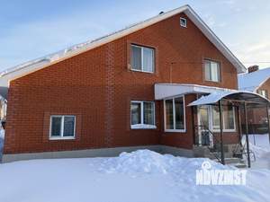 Коттедж 221м&sup2;, 2-этажный, участок 7 сот.  