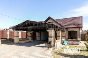 Дом 140м², 2-этажный, участок 20 сот.  