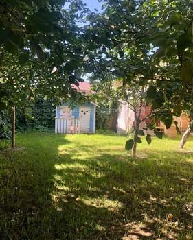 Дом 460м&sup2;, 2-этажный, участок 0 сот.  