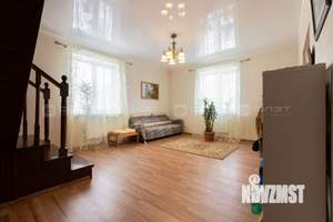 Дом 190м², 2-этажный, участок 9 сот.  