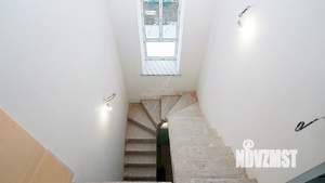 Дом 205м&sup2;, 3-этажный, участок 5 сот.  