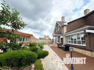 Дом 336м², 2-этажный, участок 15 сот.  