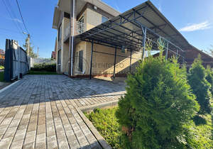 Дом 150м², 2-этажный, участок 6 сот.  