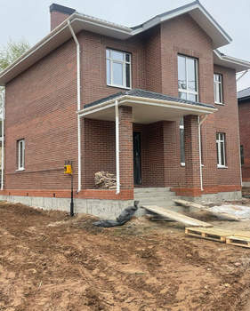 Дом 140м², 2-этажный, участок 5 сот.  