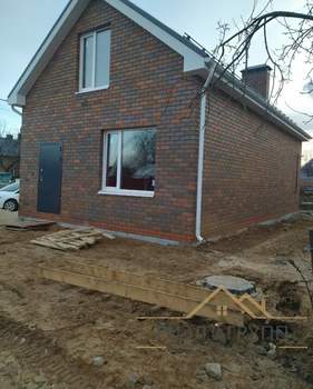 Дом 108м&sup2;, 2-этажный, участок 3 сот.  