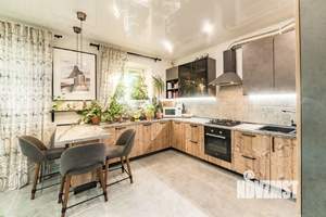 Таунхаус 167м², 2-этажный, участок 1 сот.  