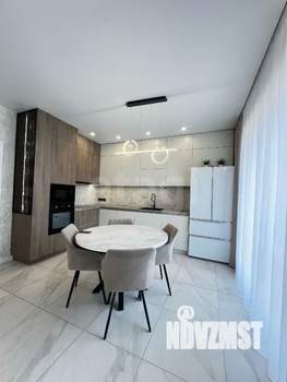 Дом 154м&sup2;, 2-этажный, участок 5 сот.  