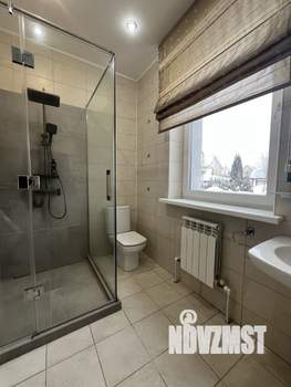 Дом 236м&sup2;, 2-этажный, участок 8 сот.  