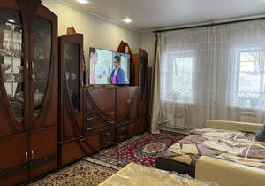 Дом 180м&sup2;, 2-этажный, участок 10 сот.  