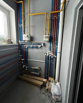 Дом 480м&sup2;, 2-этажный, участок 4 сот.  