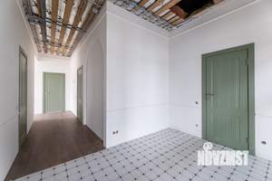 Дом 229м&sup2;, 2-этажный, участок 8 сот.  