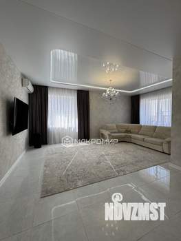 Коттедж 304м², 2-этажный, участок 8 сот.  