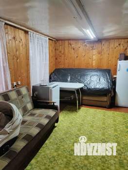 Дом 50м&sup2;, 2-этажный, участок 4 сот.  