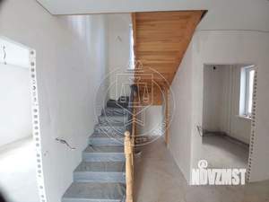 Коттедж 130м², 2-этажный, участок 5 сот.  