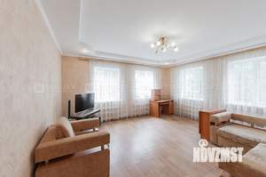 Дом 279м², 2-этажный, участок 11 сот.  