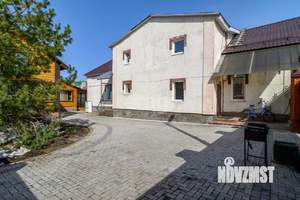 Дом 350м², 2-этажный, участок 10 сот.  