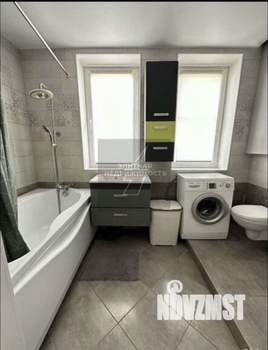 Дом 140м&sup2;, 2-этажный, участок 6 сот.  