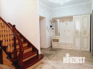 Дом 188м&sup2;, 2-этажный, участок 6 сот.  