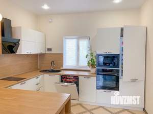 Таунхаус 90м², 2-этажный, участок 2 сот.  