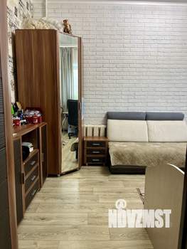 Коттедж 200м&sup2;, 2-этажный, участок 6 сот.  