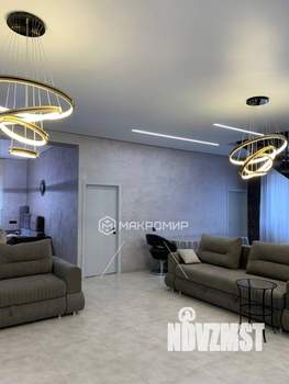 Дом 218м&sup2;, 2-этажный, участок 5 сот.  